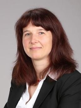 Fachanwältin Nadine Klopfer