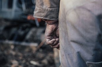 Nachbarschaftshilfe: Wer haftet für Schäden?