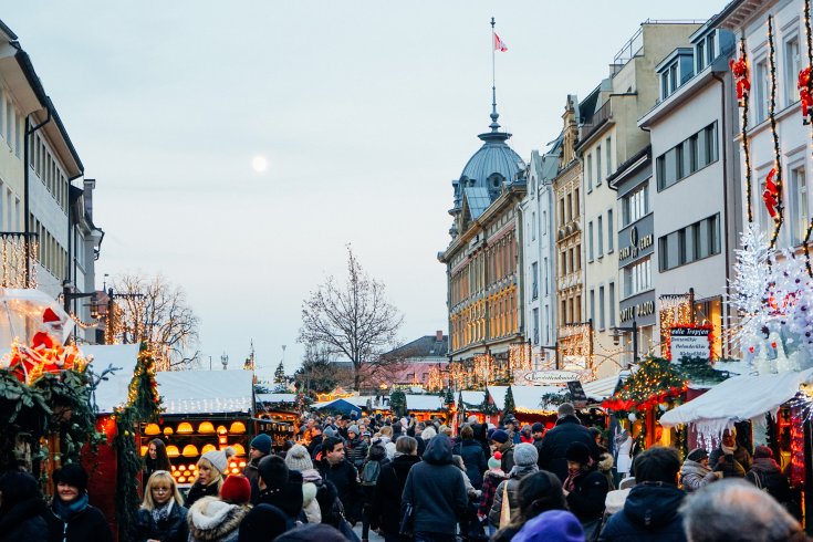 Weihnachtsmarkt: Nach dem Glühwein Auto stehen lassen!